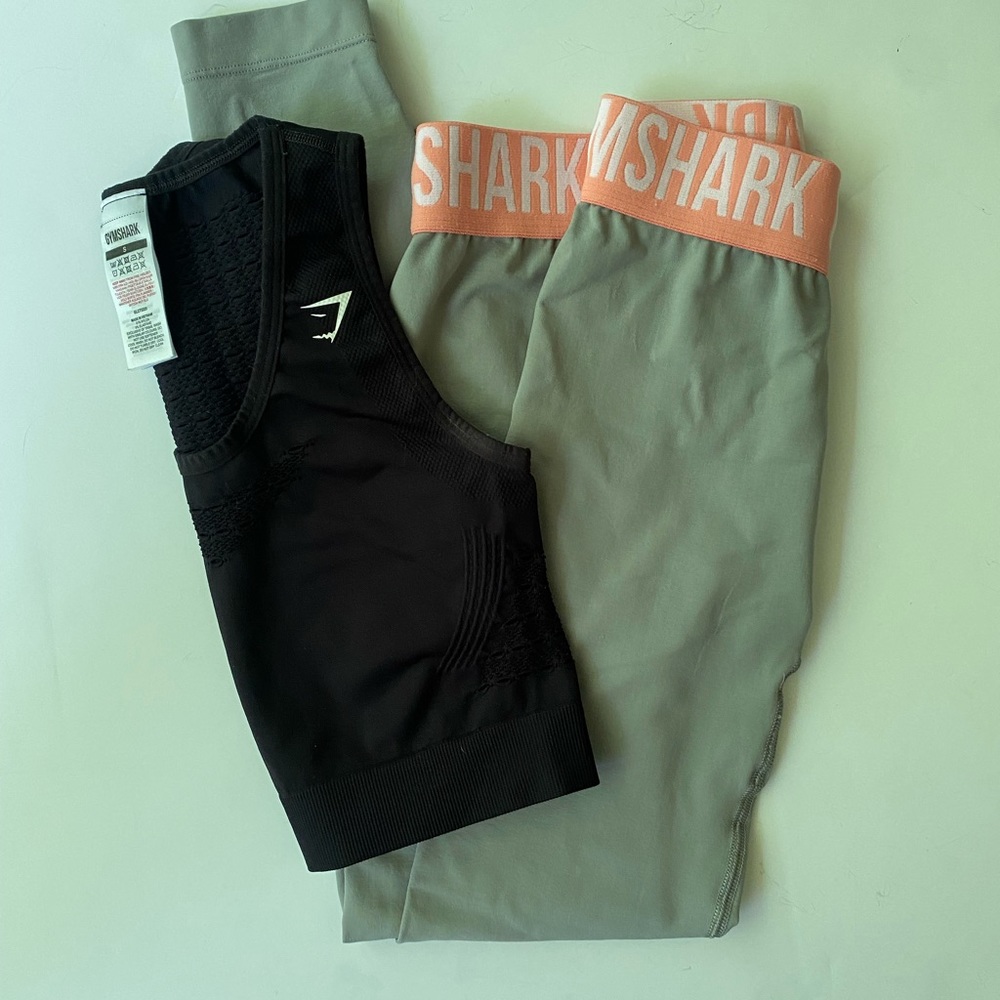 Gymshark Set Small Black Top Grey Leggings